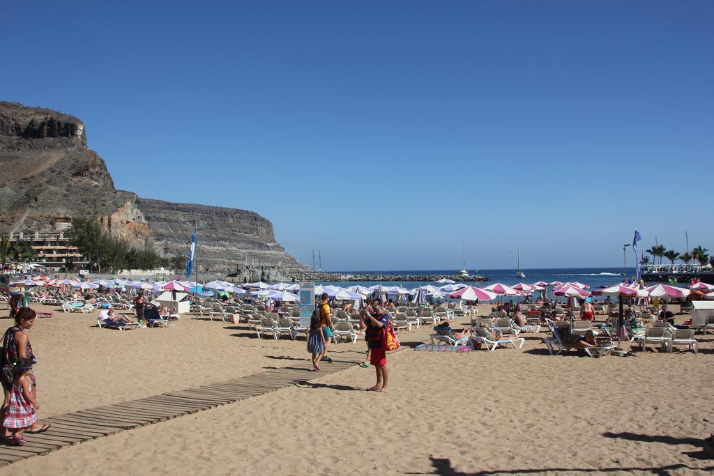 Las Brisas Mogan Apartamentos プエルト・デ・モガン エクステリア 写真