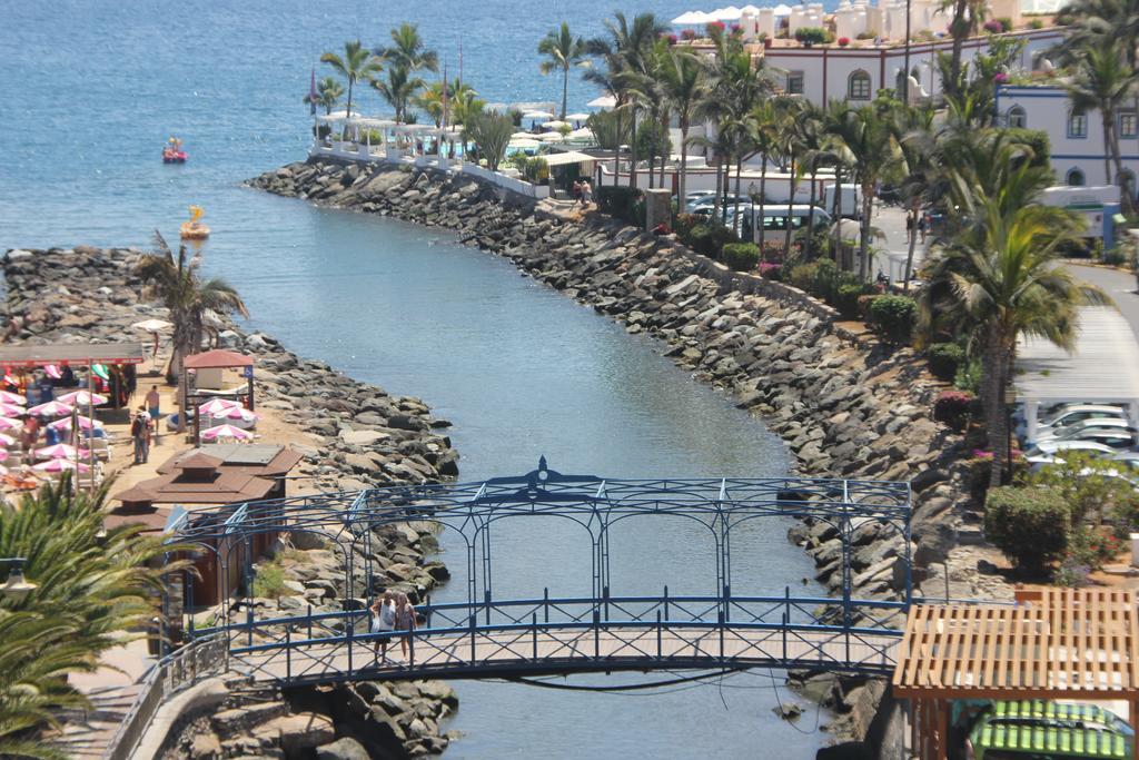 Las Brisas Mogan Apartamentos プエルト・デ・モガン エクステリア 写真
